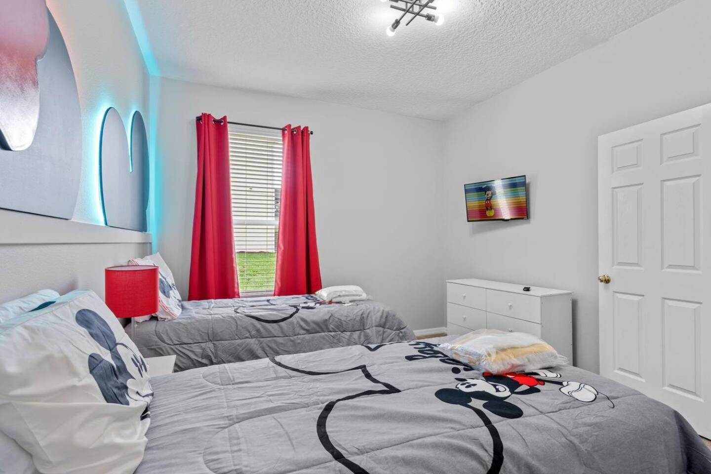 קיסימי 6 Bedroom 5 Bathroom Emerald Island 2601 Ib מראה חיצוני תמונה